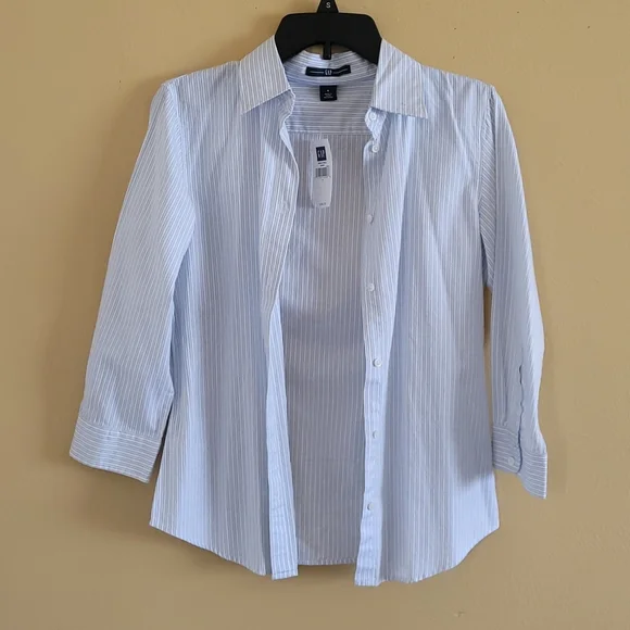 GAP-Women's button-down shirt - Picture 2 of 13
